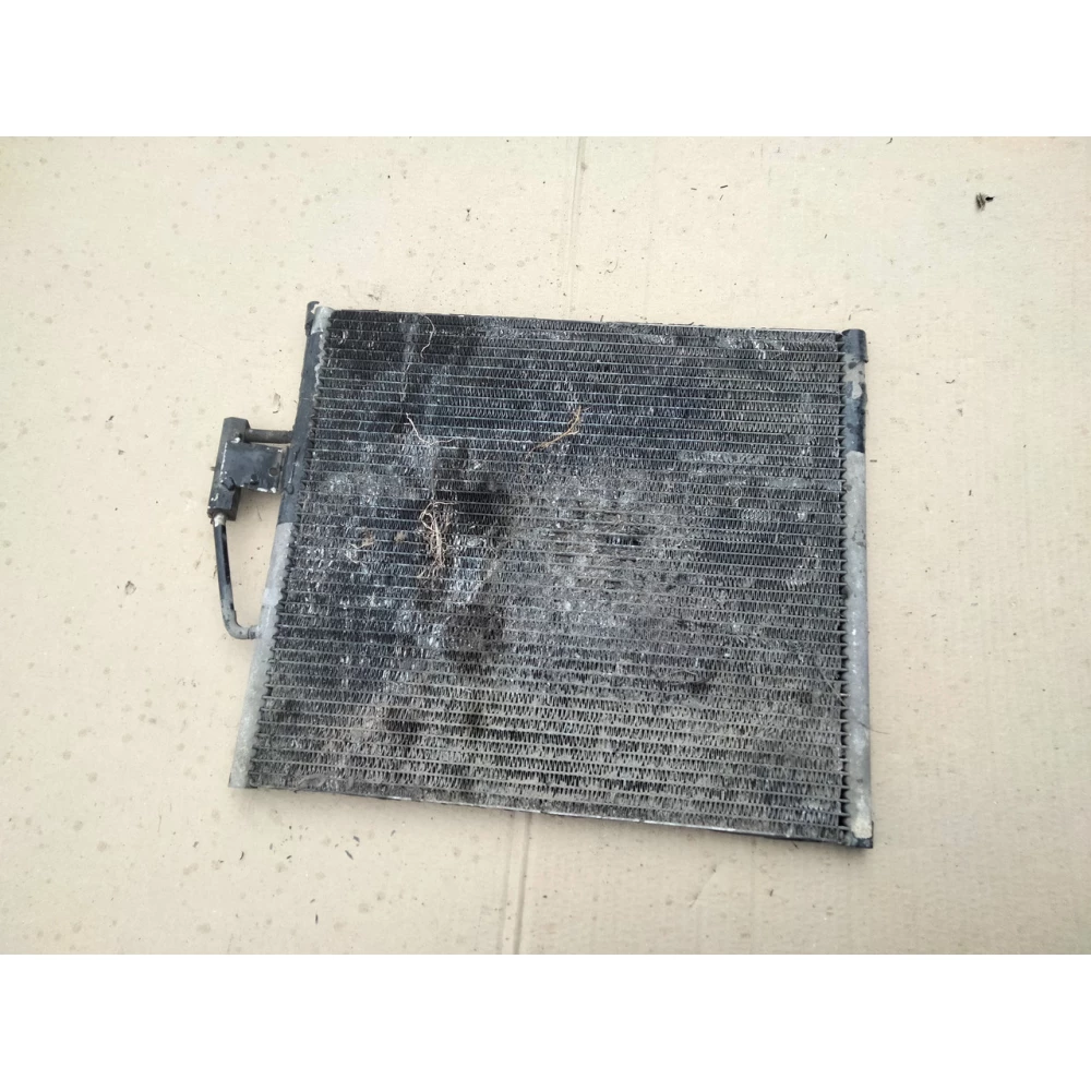 64538378438 радиатор кондиционера BMW E39