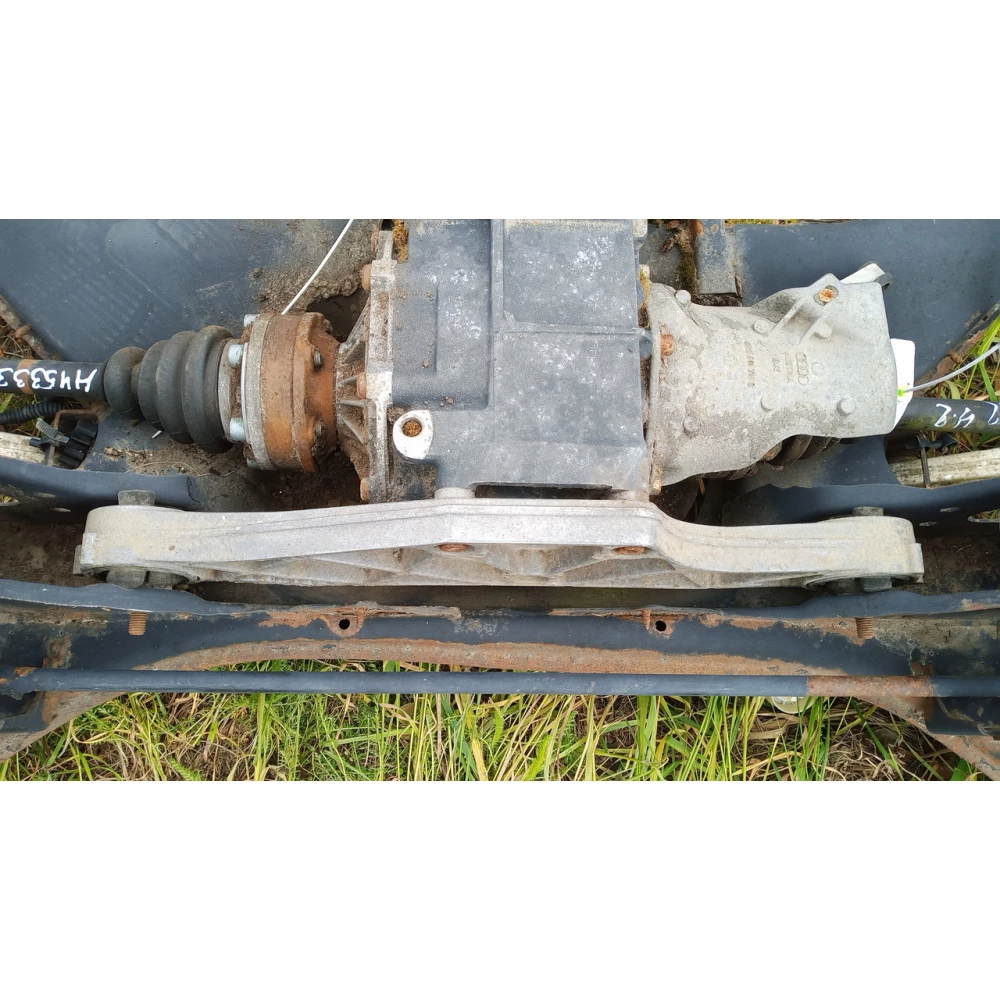 4D0599285 VAG кронштейн редуктора audi a8d2  4.2