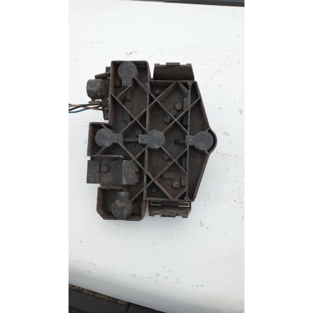 165945257 задняя правая плата фонаря Vw Jetta 2