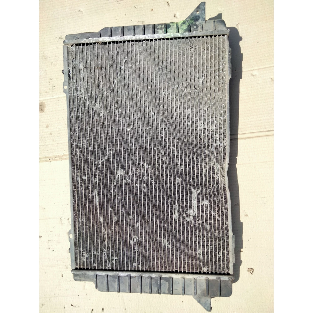 8A0121251E радиатор охлаждения двигателя Audi 80 B4 1.9D
