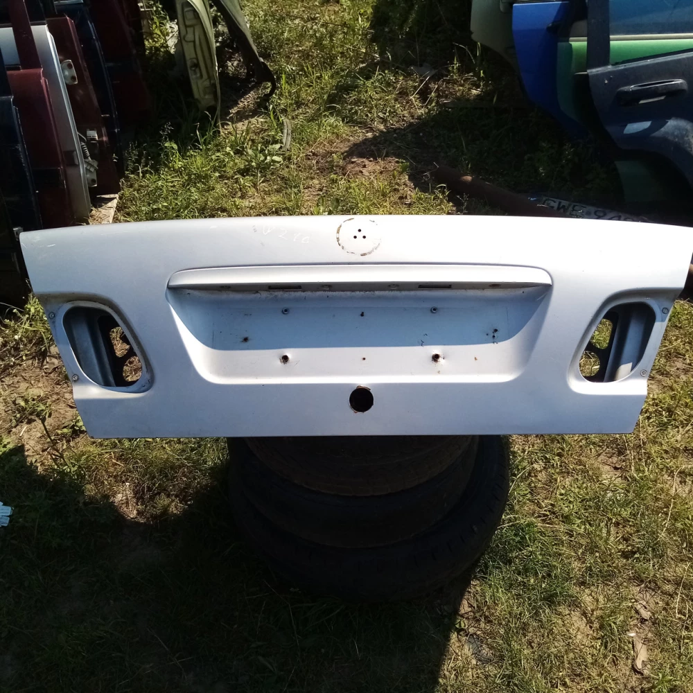 Кришка багажника Mercedes-Benz w210