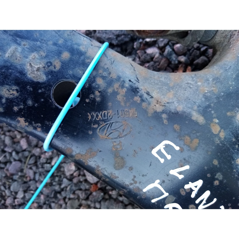 545012D002 Рычаг передней подвески нижний правый Hyundai Elantra XD.