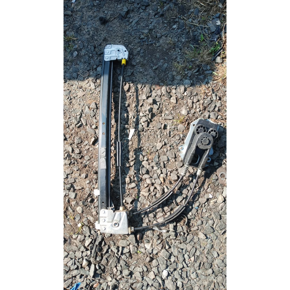 8159834 задний правий склоподйомник Bmw E39