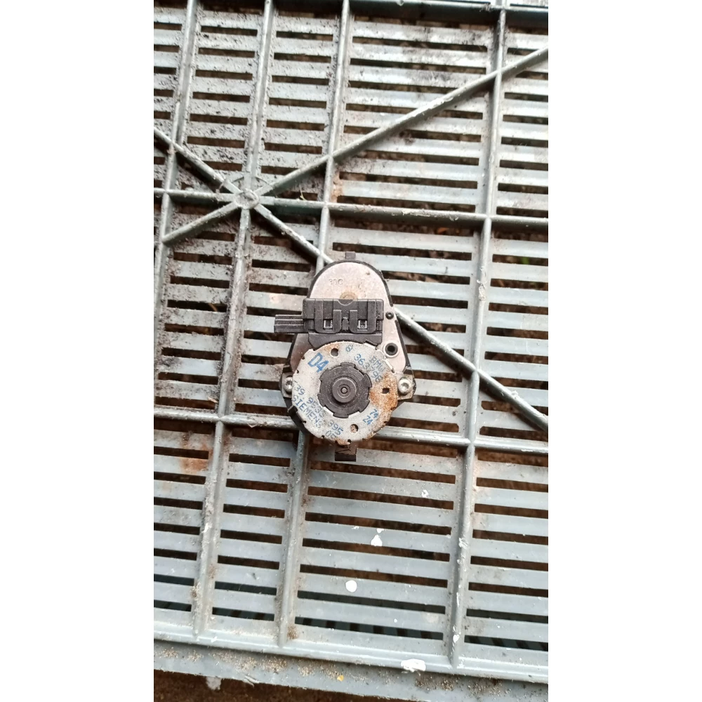 8363798 сервопривод печки Bmw E39