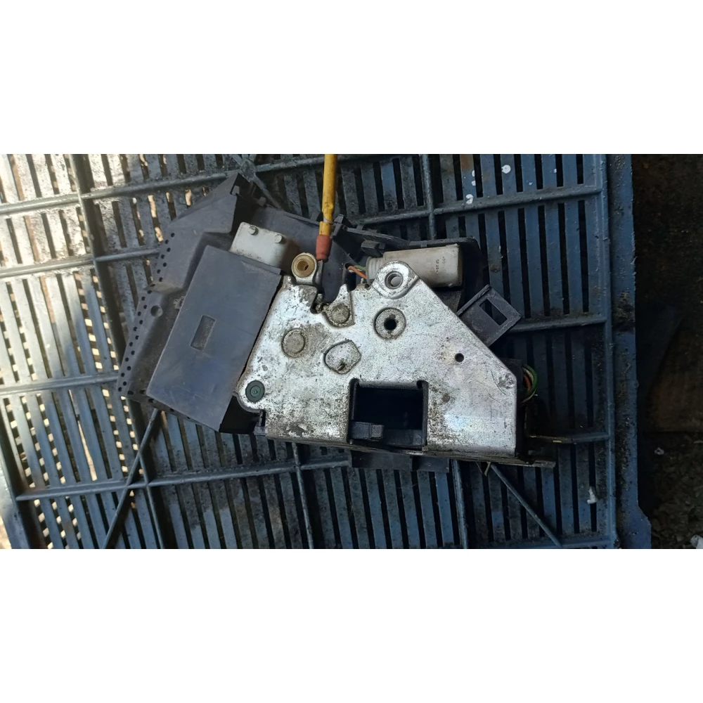 67118352145 замок передней левой двери Bmw E39