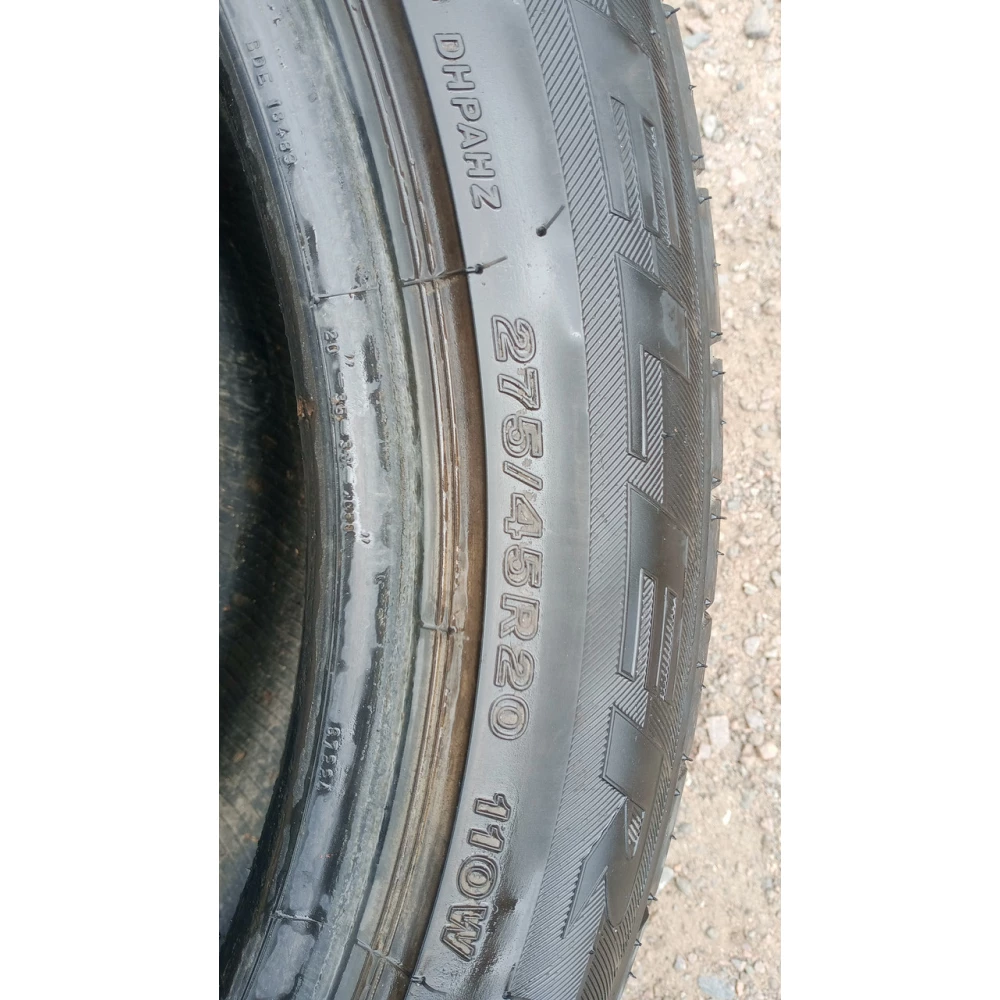 3 шини Bridgestone 275/45/R20
