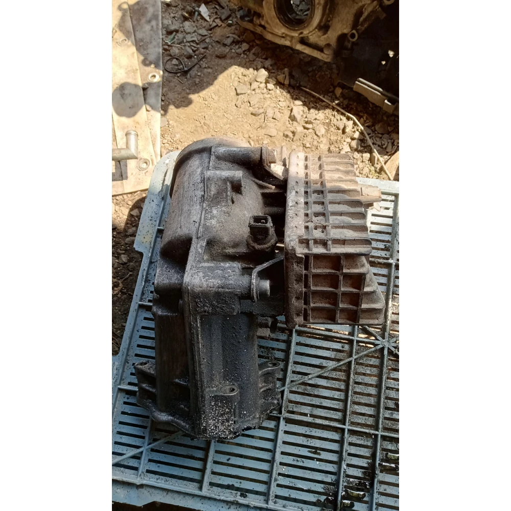 6750373316 корпус масляного фільтра Bmw E36