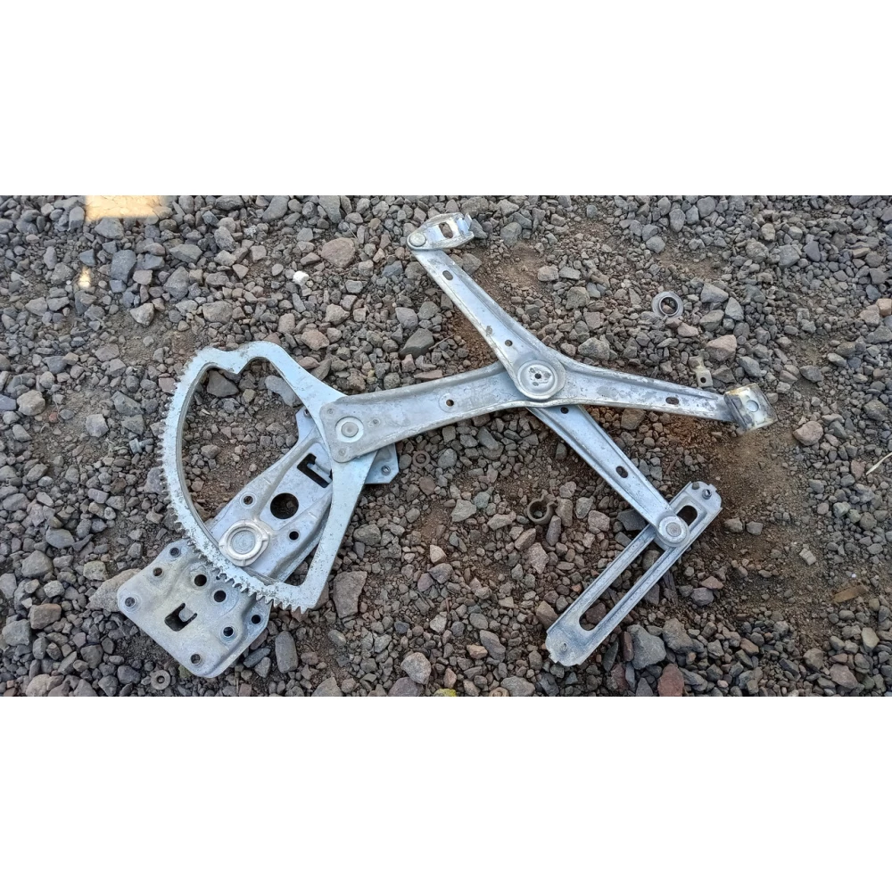 0130821639 передний правий стеклоподйомник Mercedes Benz w 202