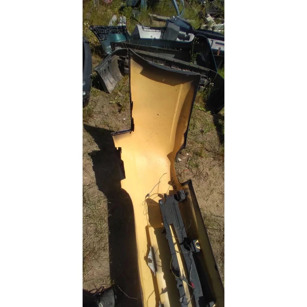 Задній бампер Крайслер 300 м код0480515351578F