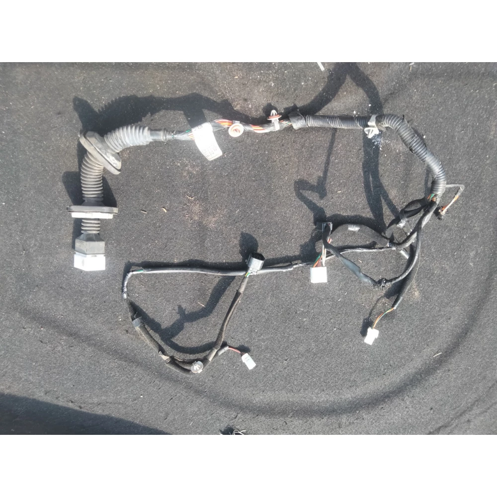 916312d010 проводка передней правой двери Xyundai Elantra XD 3