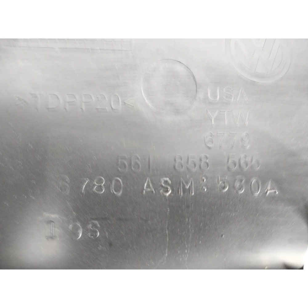 Кожух рулевой колонки VW Passat b7 USA 561858565