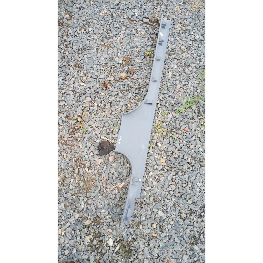 6y1853374B правая накладка порога Skoda Fabia