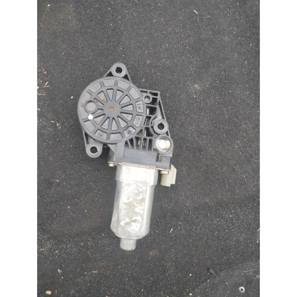 Моторчик стеклоподемника задний левый Xyundai Elantra XD 3