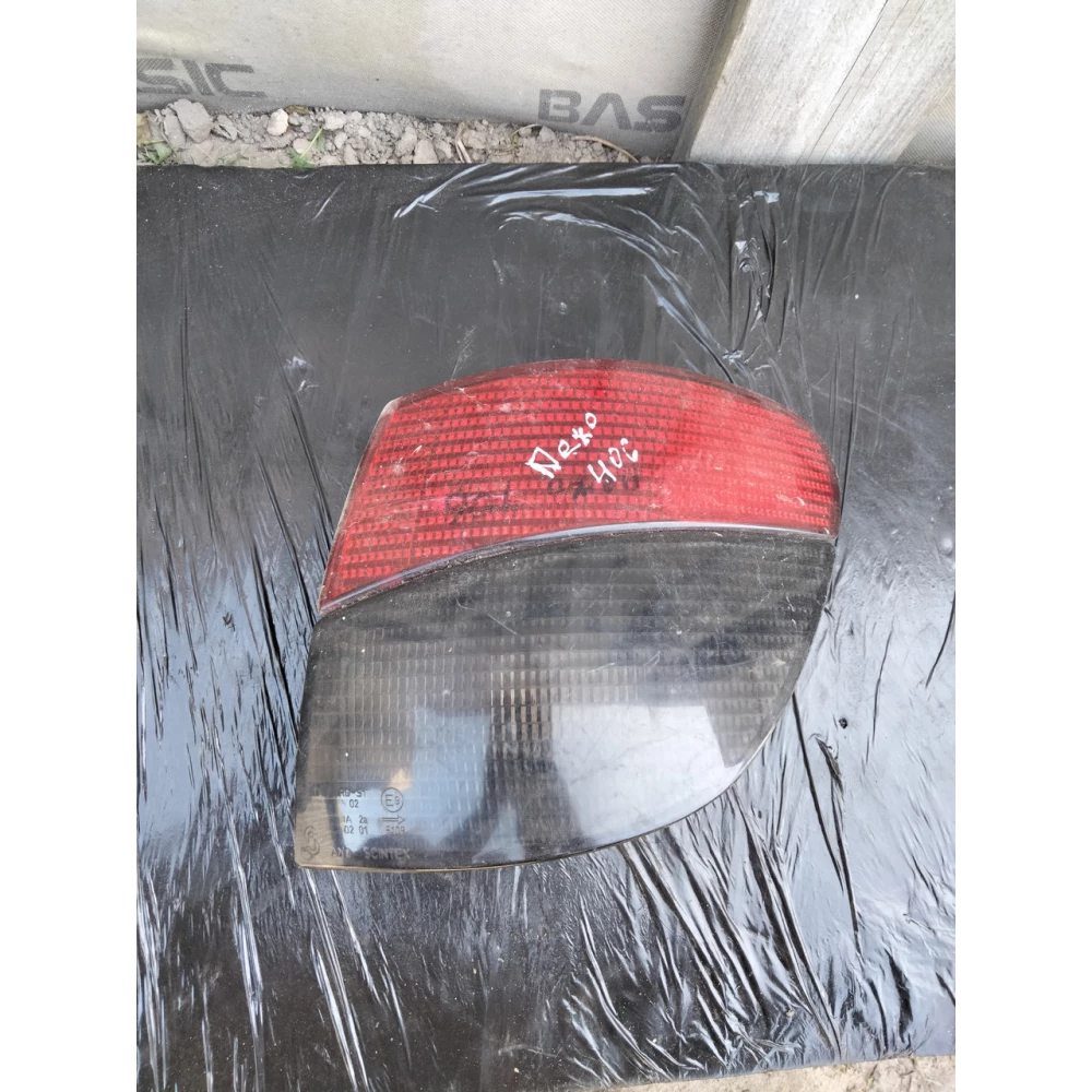 Фонарь задний правый Peugeot 406 SW 45.503 axo