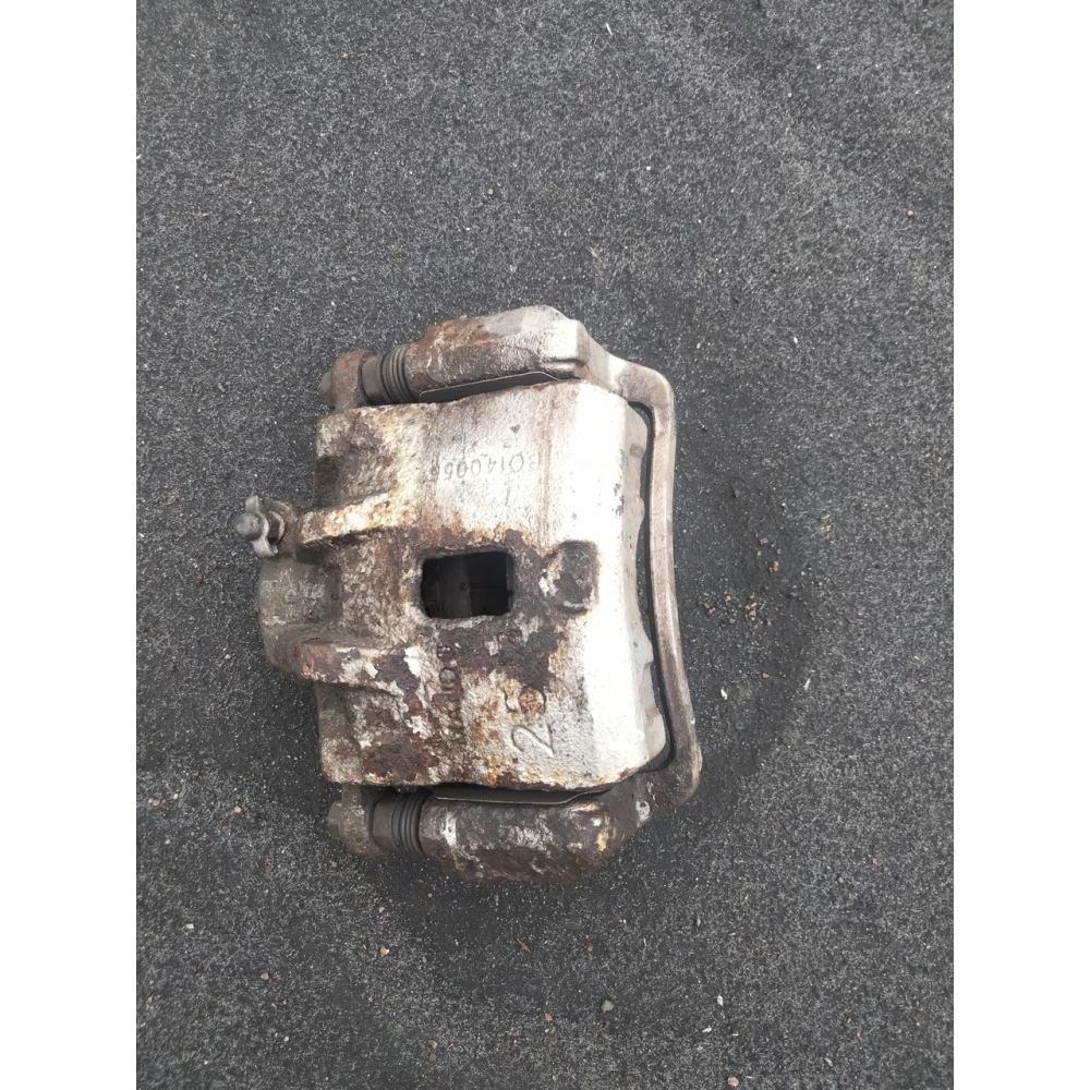 BC140056 суппорт тормозной с скобой Xyundai Elantra XD 3, Kia