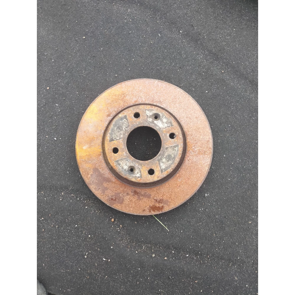 Передний тормозной диск на Xyundai Elantra XD 3 2000-2006год