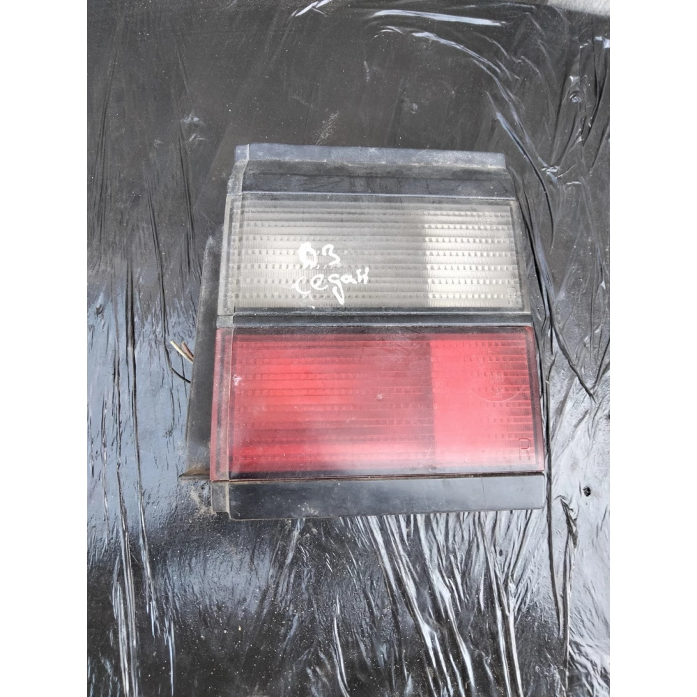 Фара правая задняя volkswagen passat b3 hella 357945108