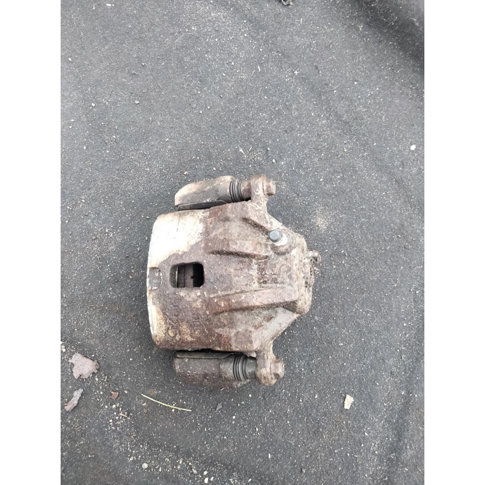 Bc140056 суппорт тормозной передний правый Xyundai Elantra XD 3