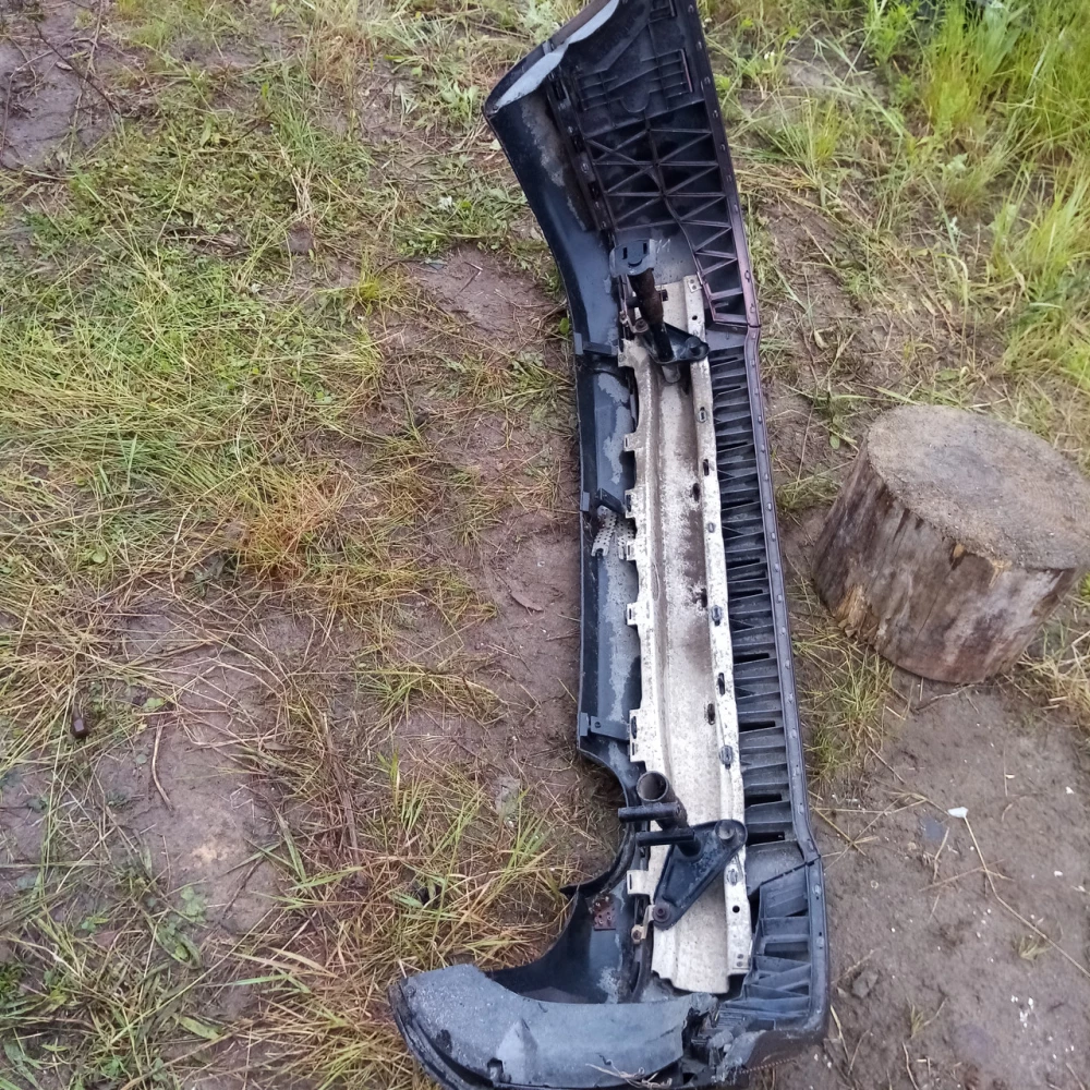 Задний бампер Audi А4В5 код 8058077368