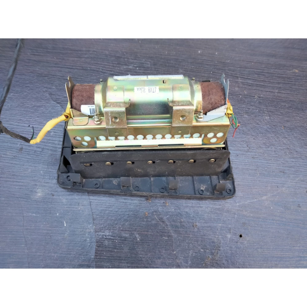 GJ6A57K70C02 подушка безопасности пассажира Mazda 6