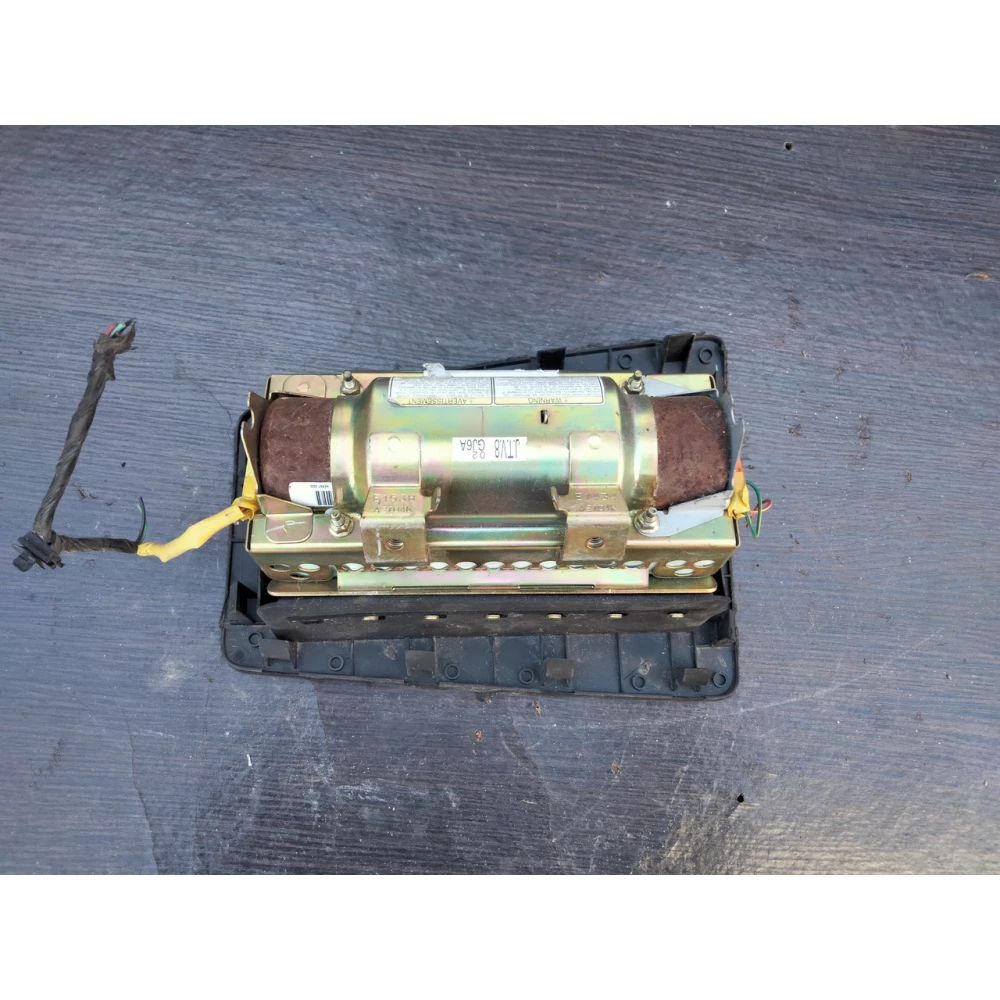 GJ6A57K70C02 подушка безопасности пассажира Mazda 6