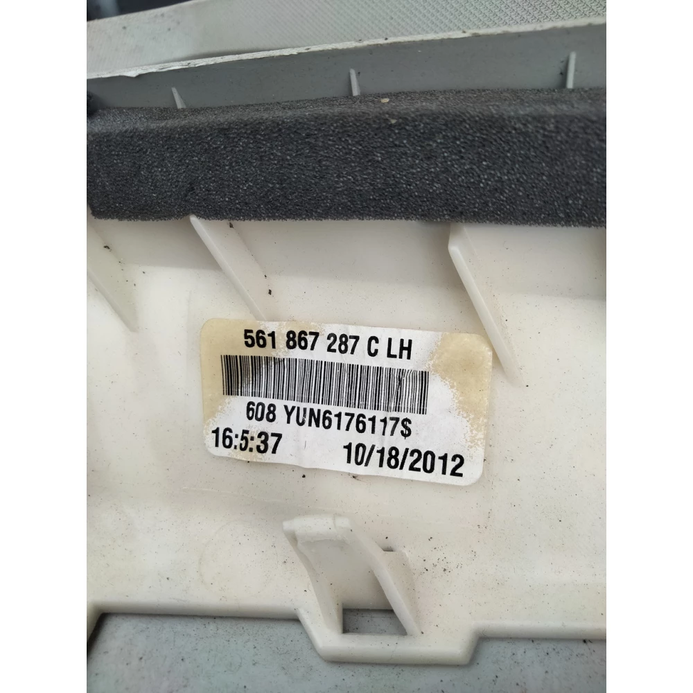 Обшивка стойки задней левой и правой верхняя VOLKSWAGEN PASSAT B7 USA  561-867-287-C , 561-867-288-C