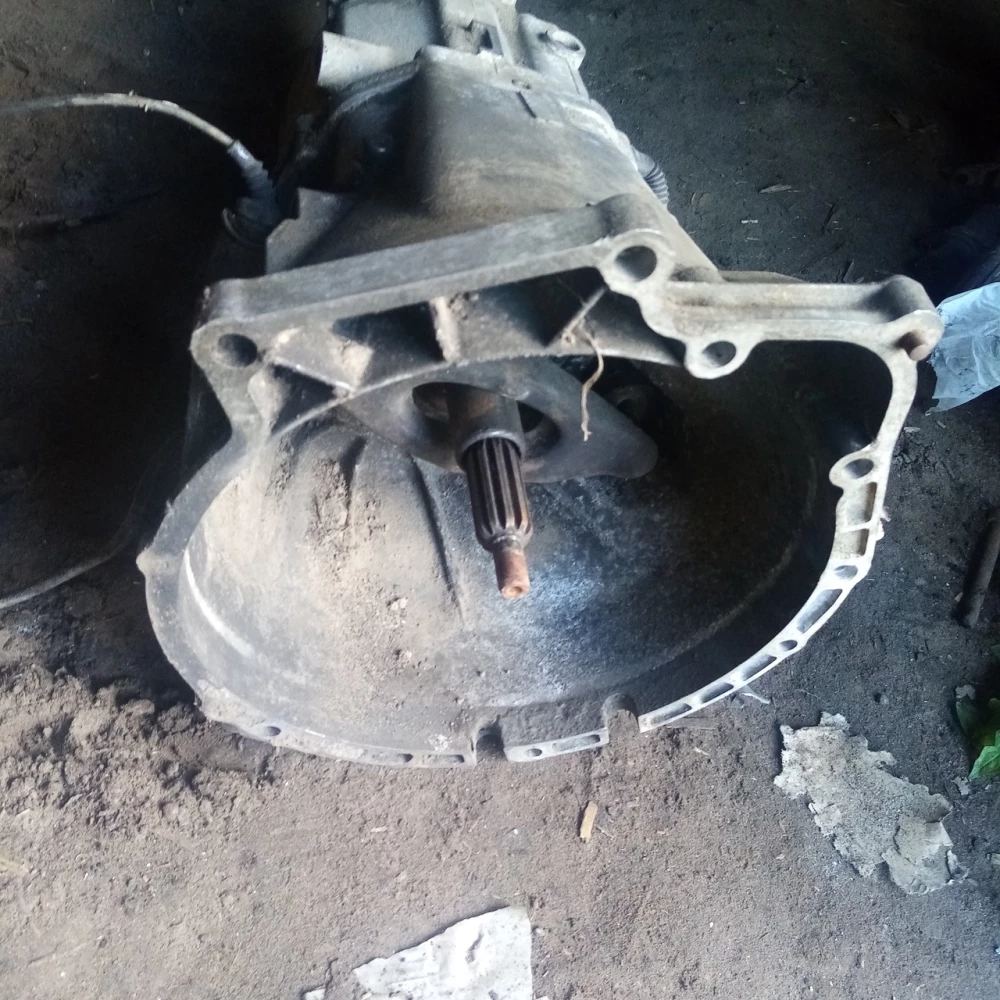 Коробка передач BMW E36 2.0 12222239