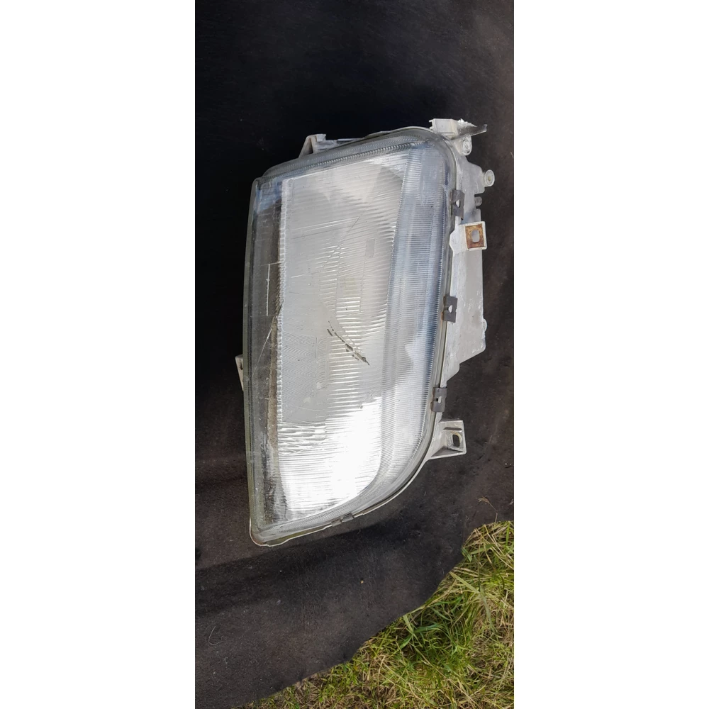 0301048302 фара передняя правая  Volkswagen Sharan 97-01