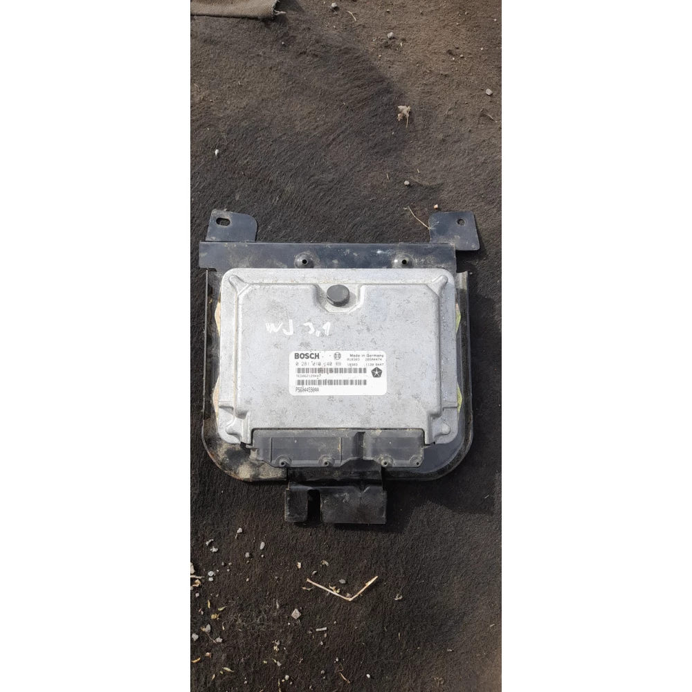 P56044590AA блок управления двигателем Jeep Grand Cherokee 3.1 WJ