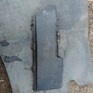 Изображение товара -  Кришка блока предохранителей Volvo 9494211