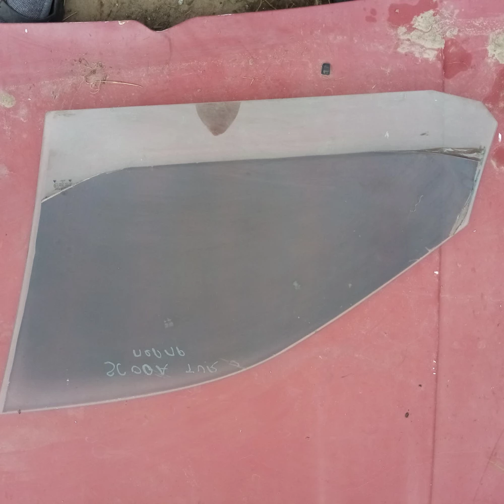 Передее правое скло Skoda Octavia tur 43R00049