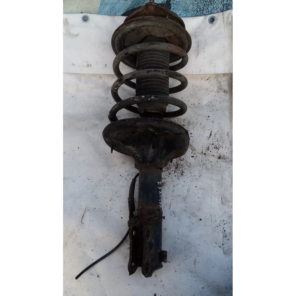 Передняя стойка Hyundai Elantra