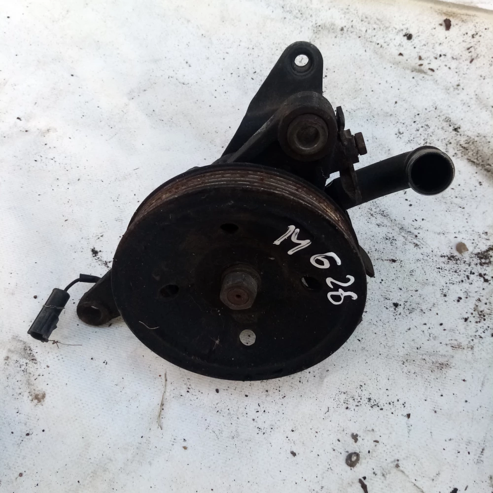 Насос гур Mazda 626