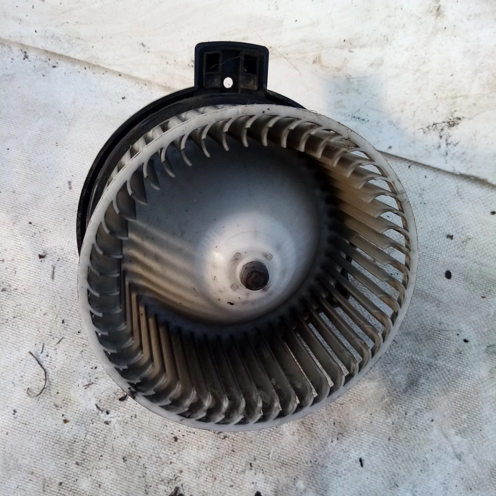 Моторчик печки Mazda 6 GJ6BA022112232