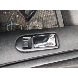 Изображение товара -  Ручка передней правой двери внутреняя Volkswagen Passat B5