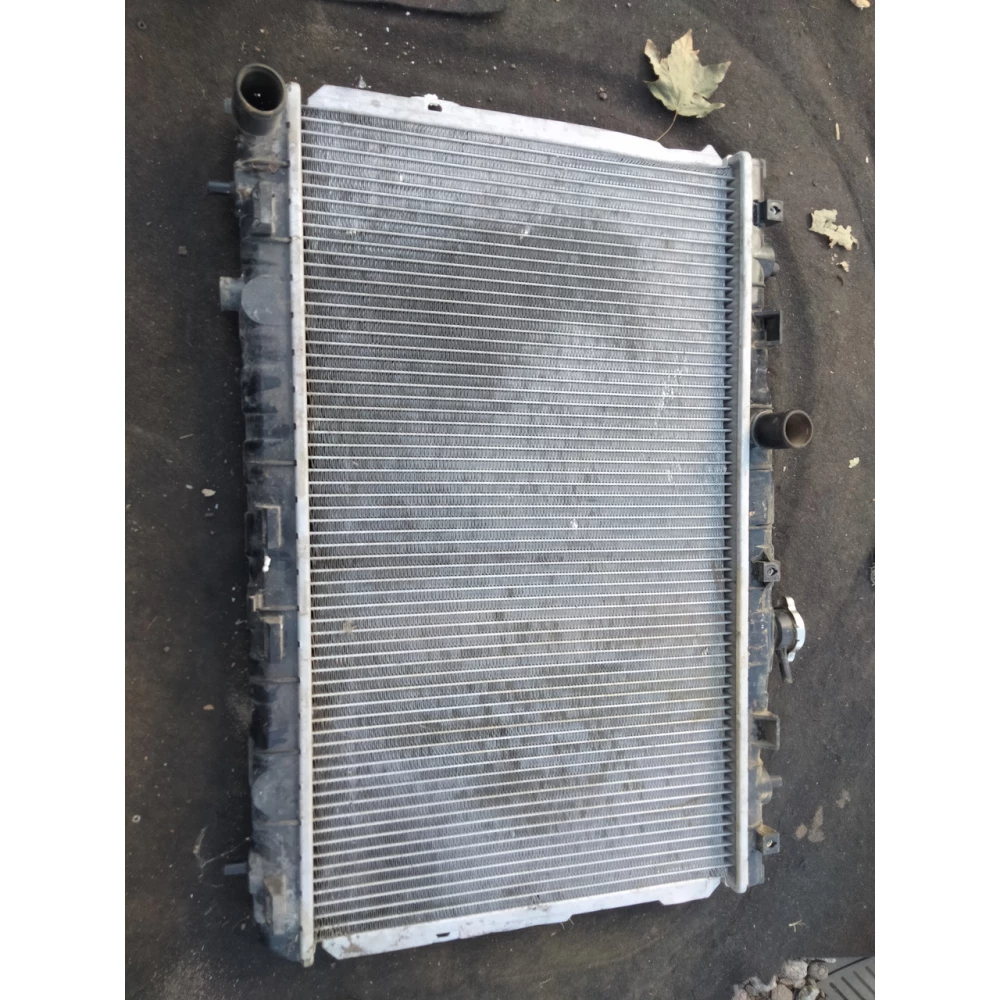 Радиатор охлаждения двигателя Xyundai Elantra XD 3