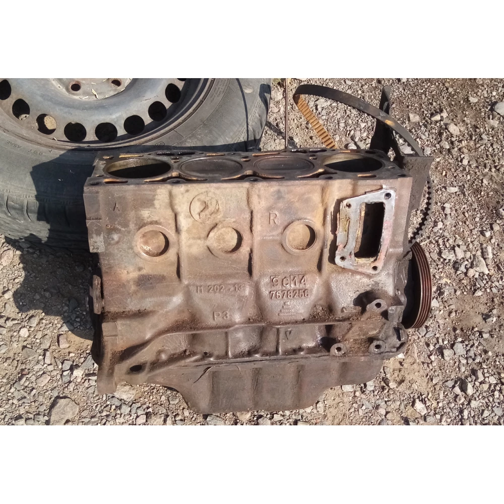 Блок цилиндров взборе Fiat Tipo 1.6 90147678266