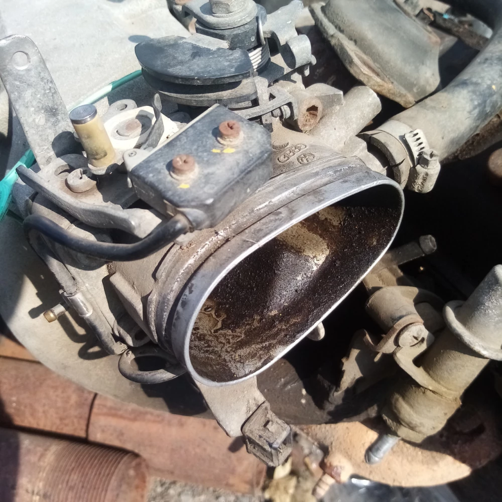 Дроссельная заслонка Audi 2.0 B8287861