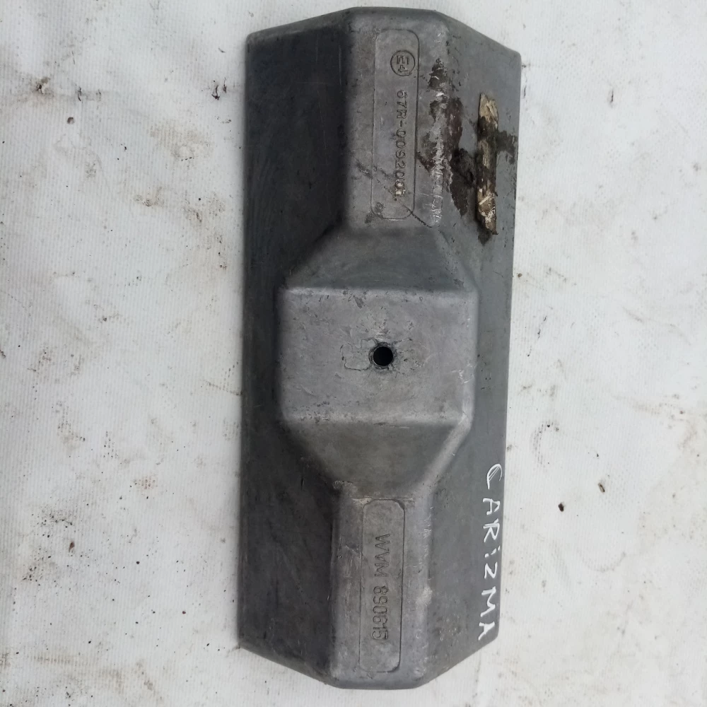 Кришка газового редуктора Toyota Carisma  wvm890615