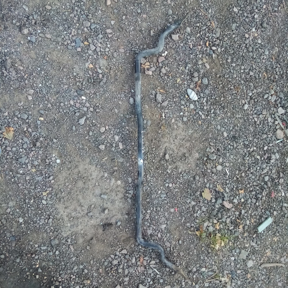 Передний стабилизатор Hyundai Elantra