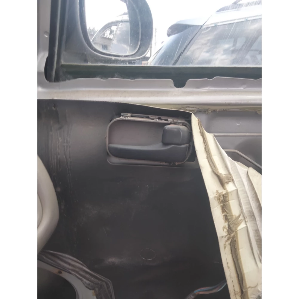 Ручка дверная правая внутренняя Nissan Almera N16 передняя, задняя