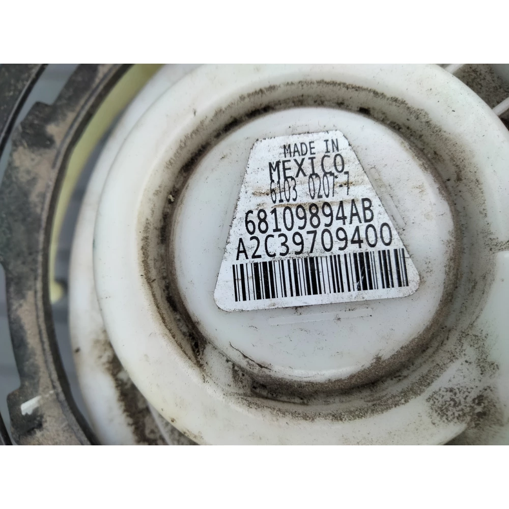 Насос топливный CHRYSLER 200 68109894AB