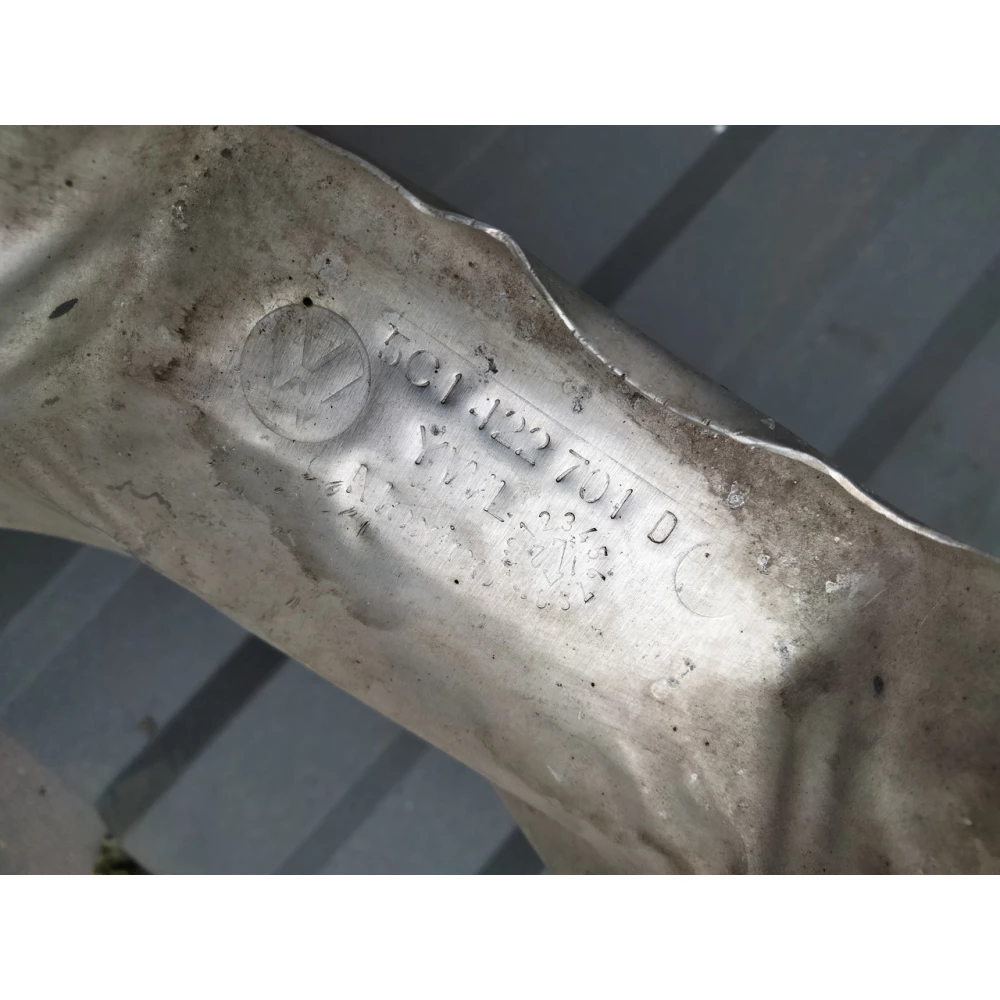 Защита рулевой рейки VW Passat b7 2.5 5C1-422-701-D