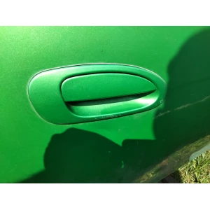 Изображение товара -  Ручка задней правой двери внешняя Mazda 323F BA