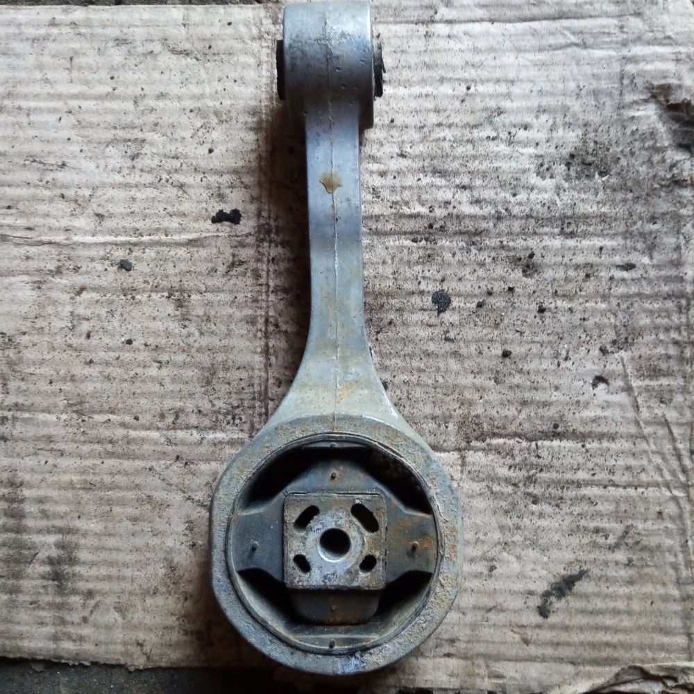 Подушка КПП Vw Polo