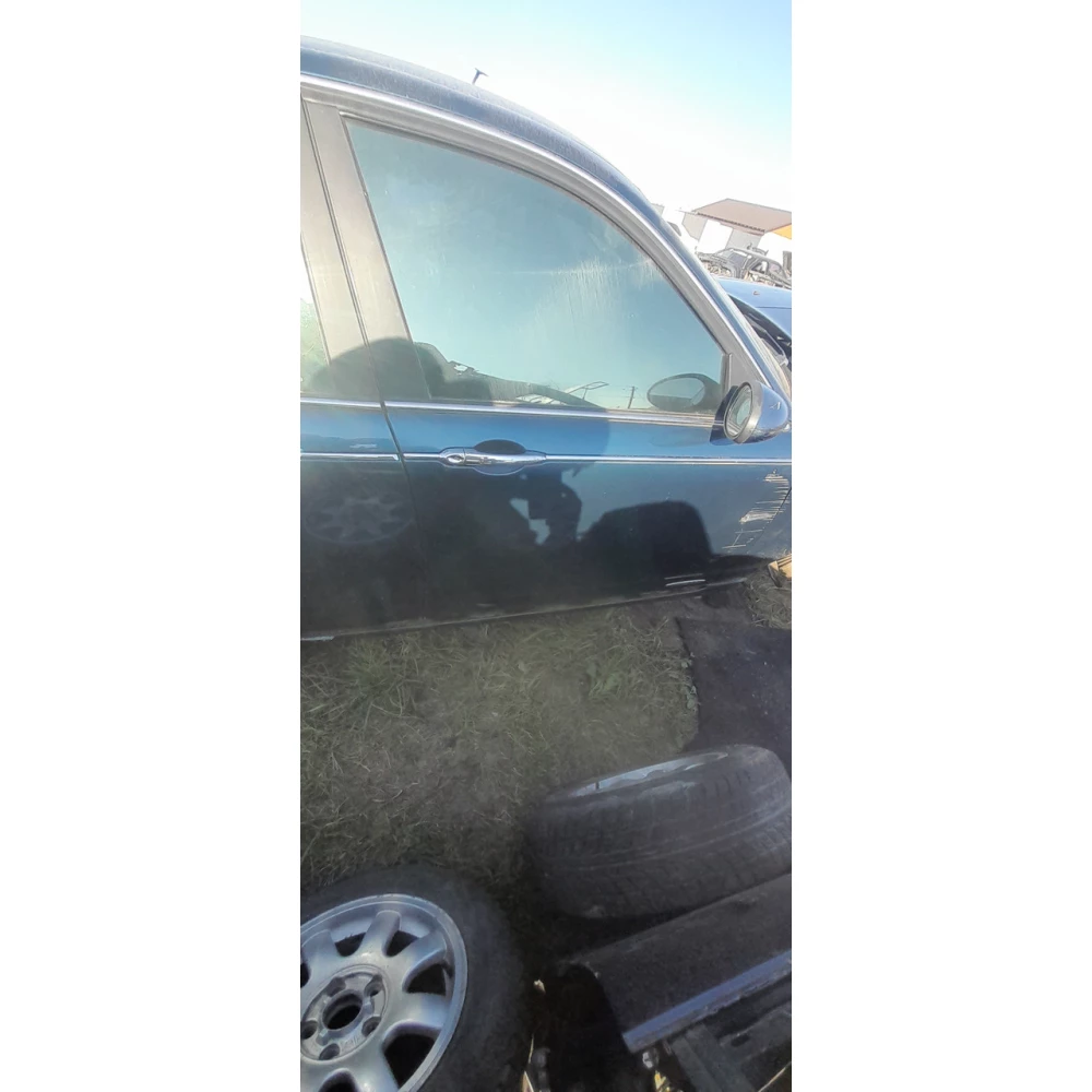 Передняя правая дверь Rover 75