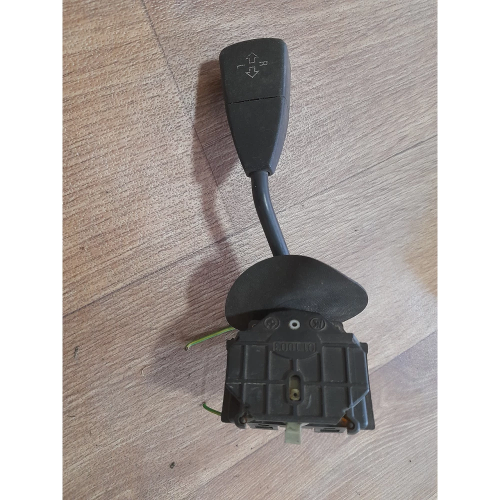 Переключатель поворотов BMW E34