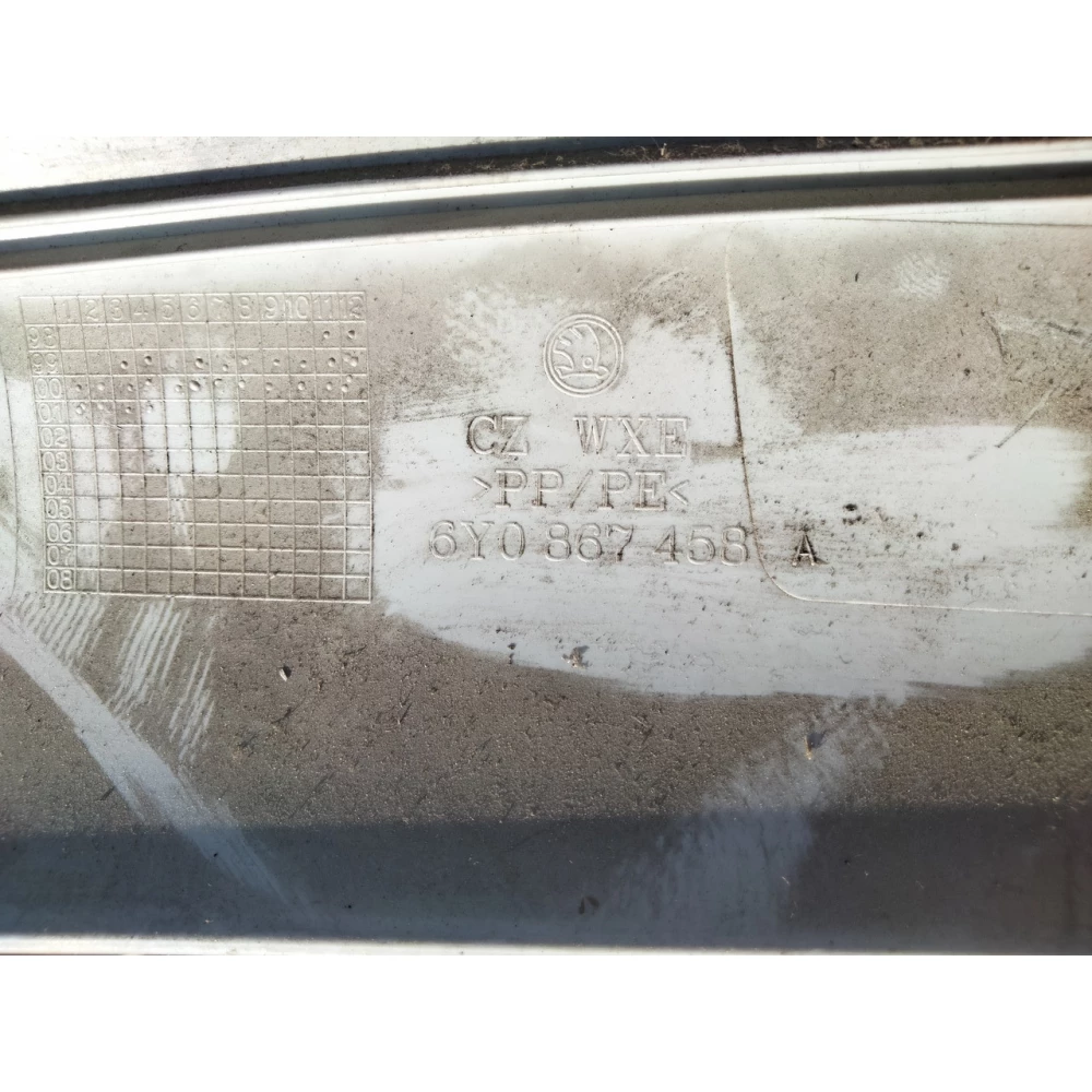 Пластик стойки салона левый Skoda Fabia 1 6y0 867 457 a / 6y0 867 458 a