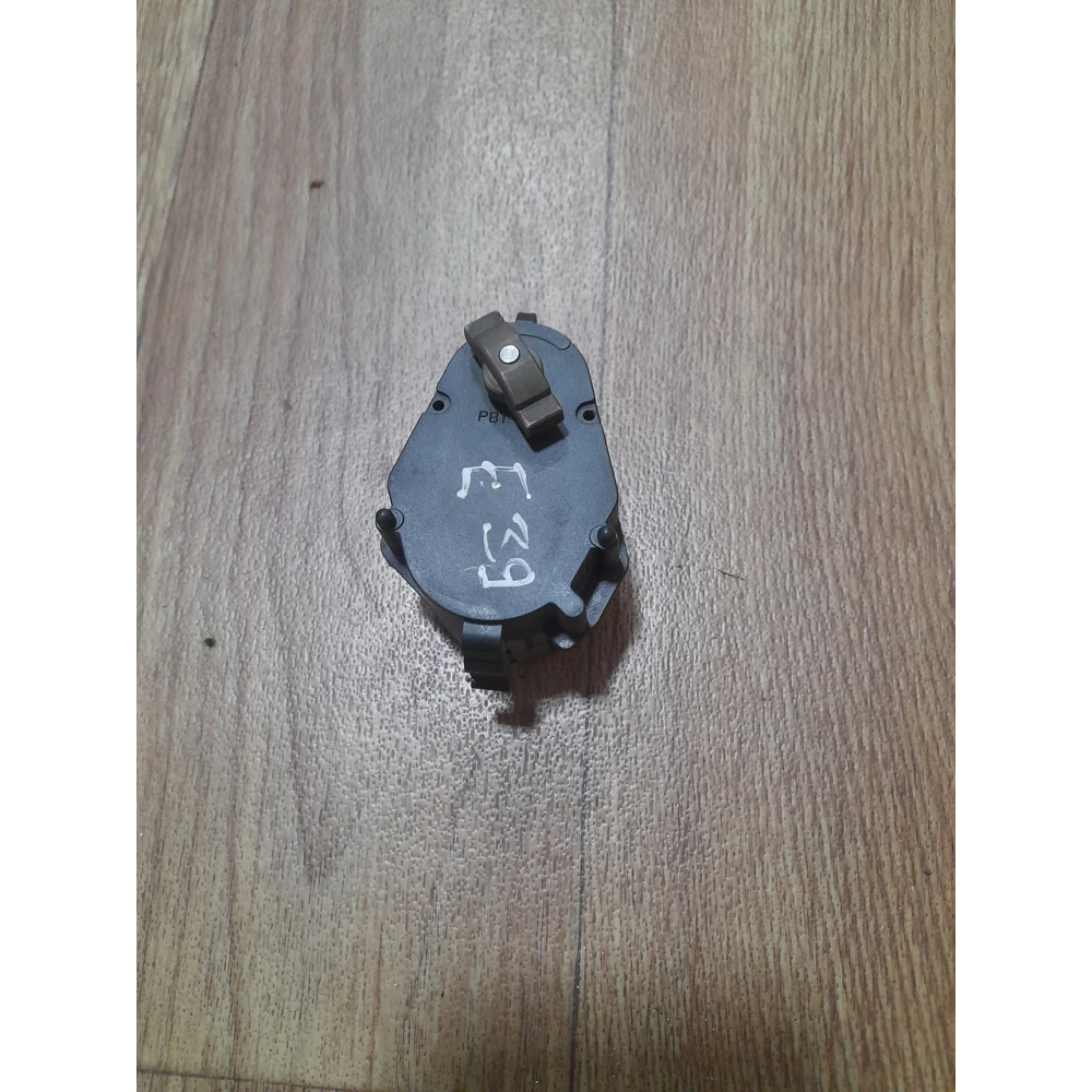 Привод заслонки печки BMW e39