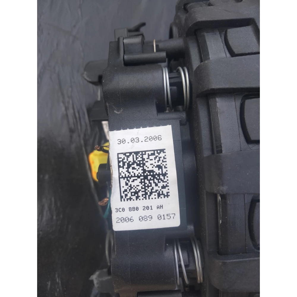 Подушка безопасности в руль Volkswagen Passat B6 дорестайлинг ,Туран , Т5 3c0880201ah AIR BAG